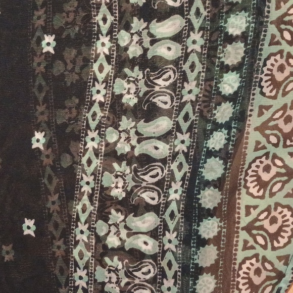 Woman's Flower Tank Top - Picture 3 of 5